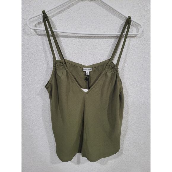 Urban Social Women's Green Satin Tank Top V Neck Blouse size Medium #15 - Picture 1 of 4